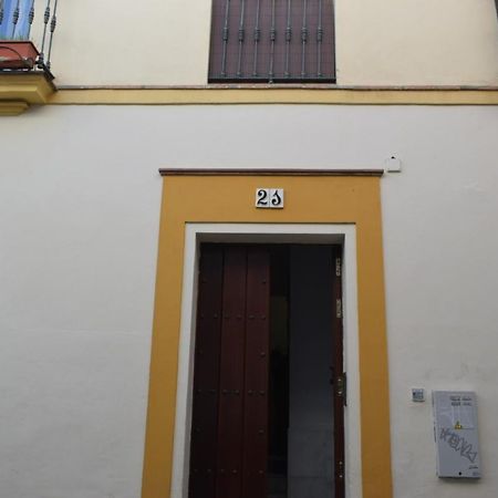 Lira Donkey Appartamento Siviglia Esterno foto